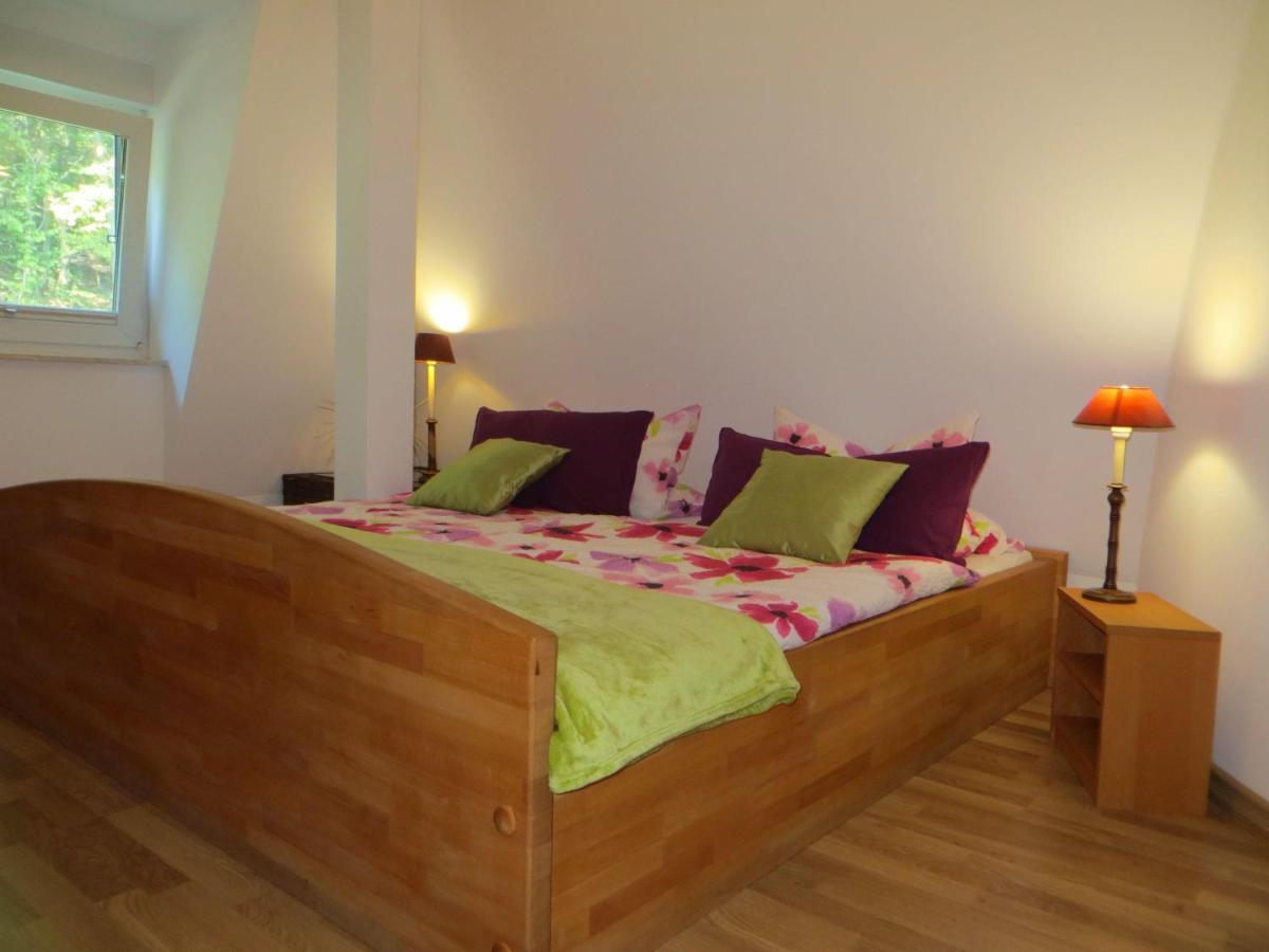 Weisses-Haus-Am-Kurpark-Fewo-Waldblick Quedlinbourg Extérieur photo