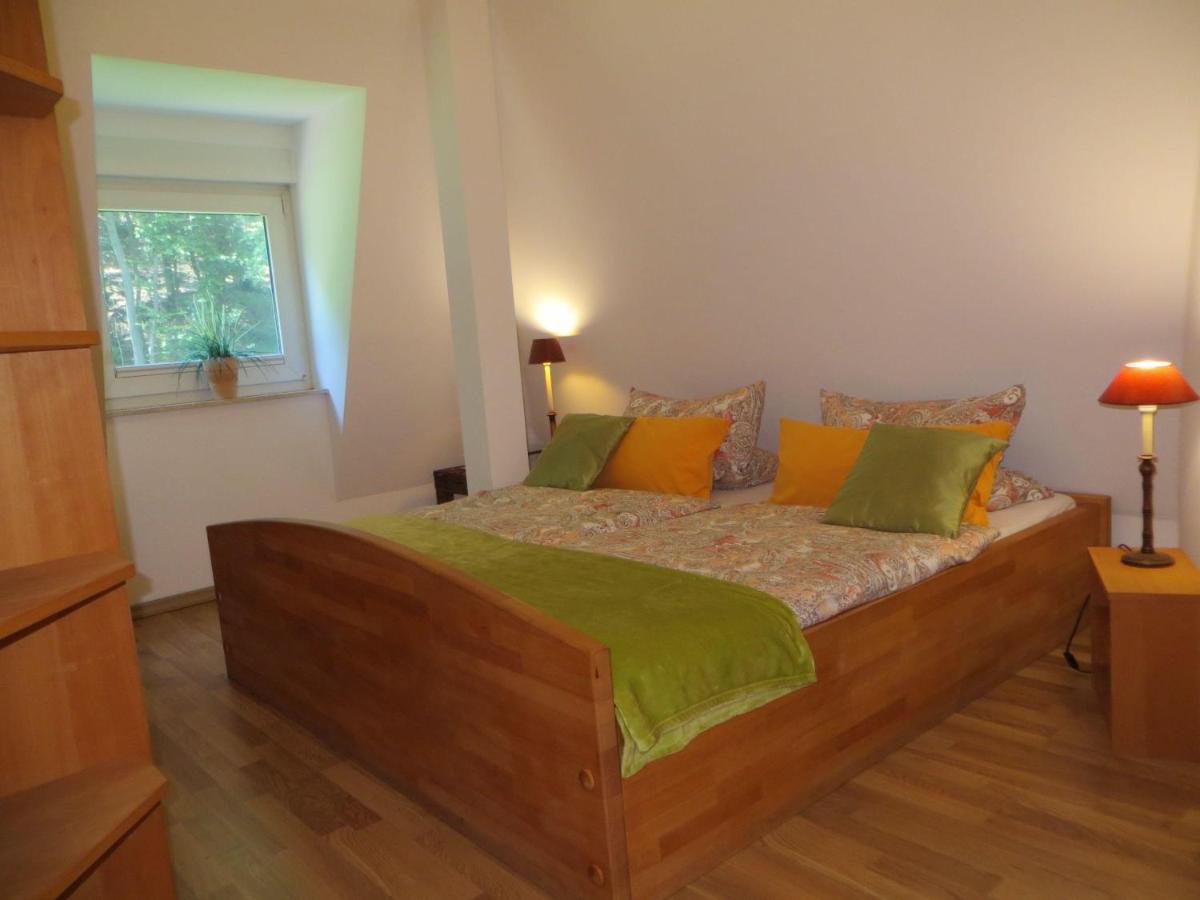 Weisses-Haus-Am-Kurpark-Fewo-Waldblick Quedlinbourg Extérieur photo